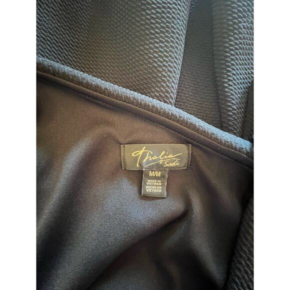 022 Thalia Sodi Ruffled One Shoulder Fit Flare Black Size M Top - Picture 4 of 6